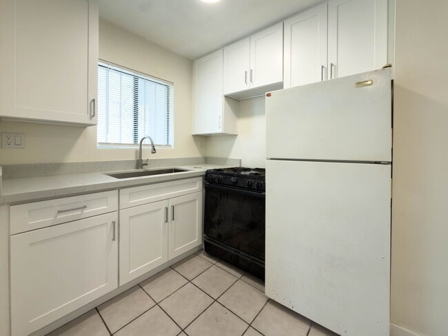 Photo - 322 Benton Wy Unit 2