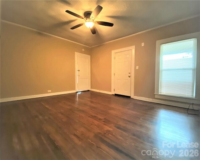 Photo - 405 N Main St Unit #4