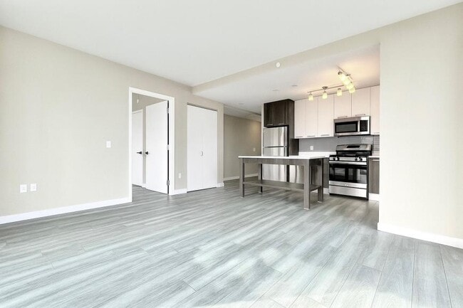 Photo - 1 bedroom in BROOKLYN NY 11235 Unit 16H