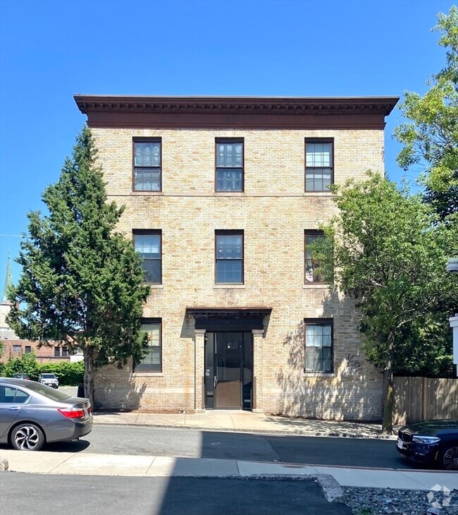 Building Photo - 50 Baldwin St Unit 7 Rental