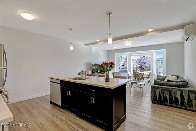 Building Photo - 55 Brighton Ave Unit 1 Rental