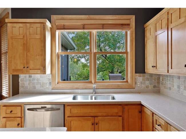 Photo - 8069 Enclave Bay