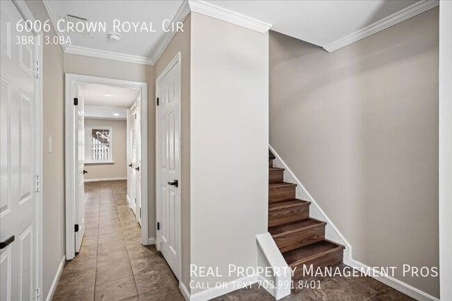 Photo - 6006 Crown Royal Cir