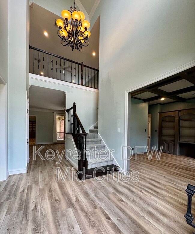 Photo - 2417 Creekside Cir S