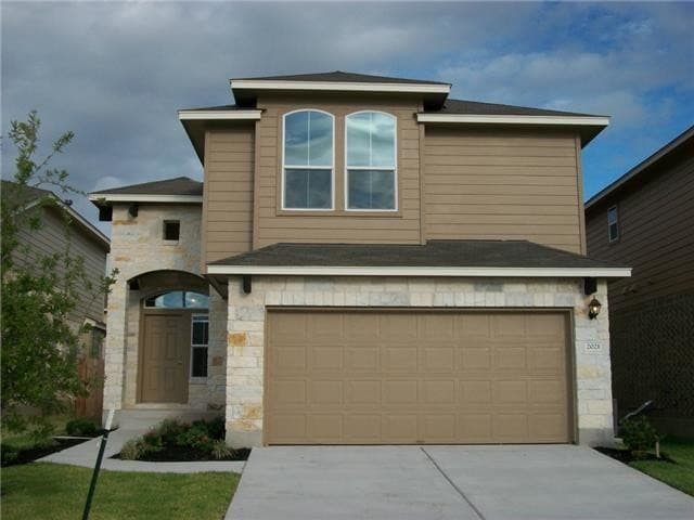 Building Photo - 2021 Nestlewood Dr