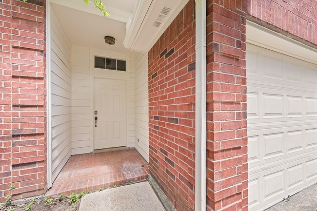 Photo - 5827 Willow Park Dr
