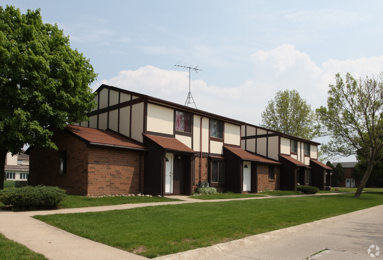 Chadwick Place Apartments - Chadwick Place Apartments