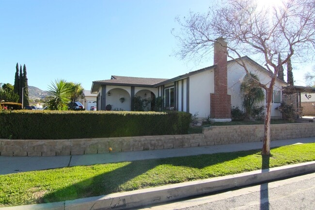 Photo - 5604 Bloomfield St