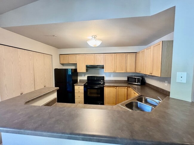 Photo - A must-see home in a desirable Kenmore location! Unit E301