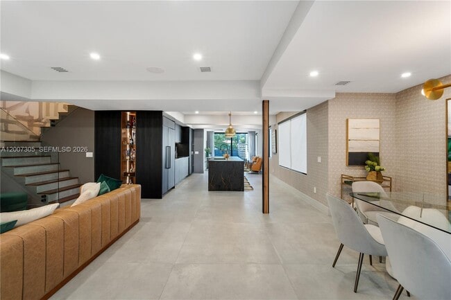 Photo - 145 NE 49th St