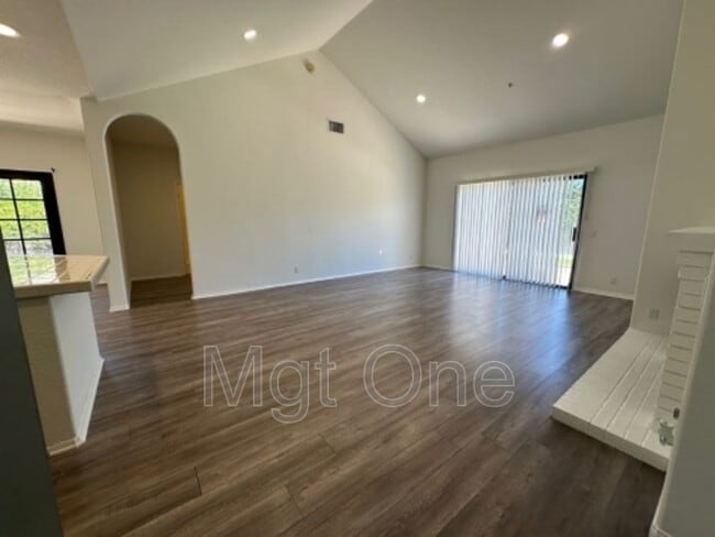 Photo - 11067 Mountain Crest Dr