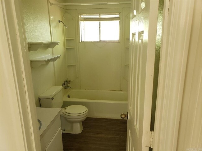 Photo - 10924 Charlotte Dr