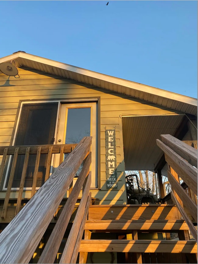 Photo - 9 Unaka Ave Unit Upstairs