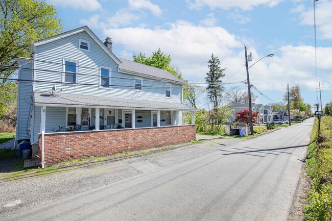 Photo - 188 Railroad Ave Condo Unit 2R