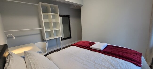 Photo - 19925 Wallingford Ave N