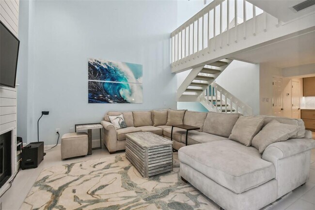 Photo - 240 Windward Passage