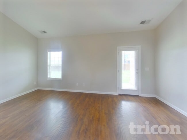 Photo - 812 Ellyson Dr