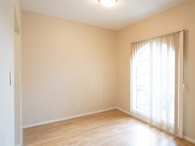 Photo - 6500 Harbor Town Dr Unit 3402