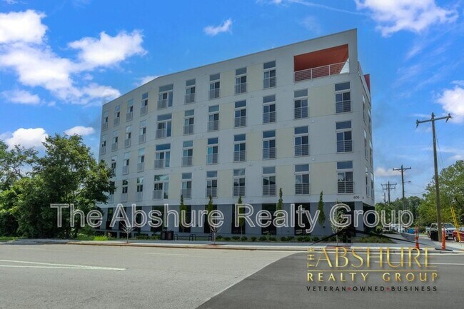 Photo - 600 S Duke St