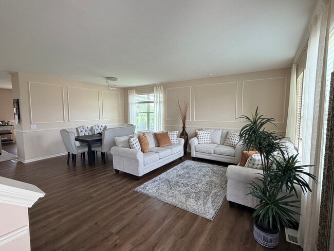 Photo - Home For Rent Elkhorn
