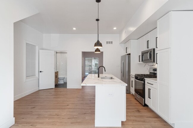 Photo - 506 Foreland St Unit 1