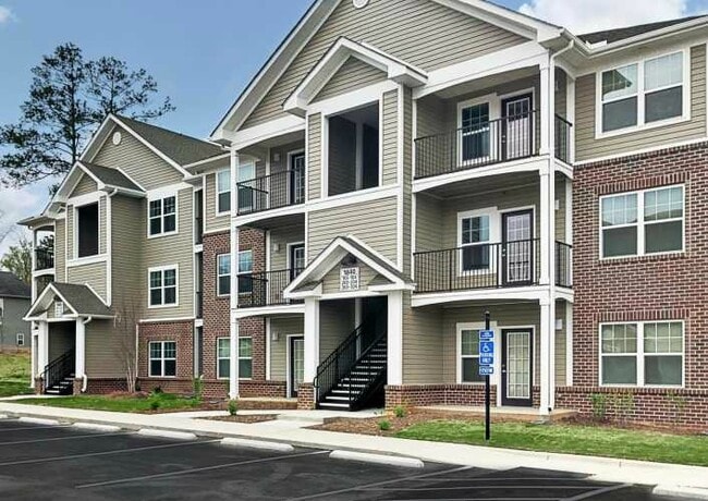 Building Photo - THE BLUFFS AT WALNUT CREEK