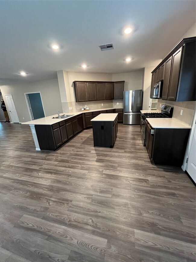 Photo - 19024 Pinewood Grove Trl