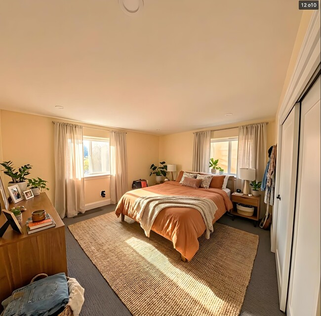 Photo - 21 Greenwood St Unit 13R