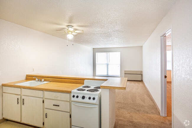 Studio - 435 SF