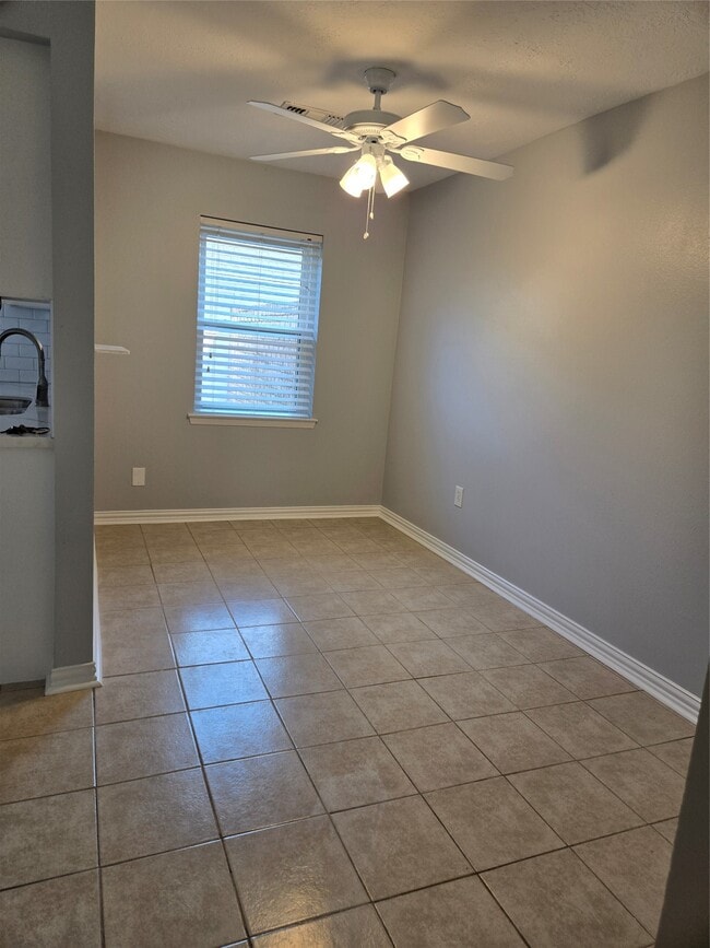 Photo - 1503 Ramada Dr Unidad 1503