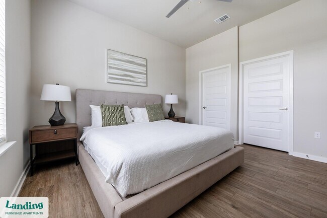 Building Photo - 4902 Cosmos Cir Unit 410.1410444 Rental