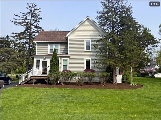 Building Photo - Murphy house