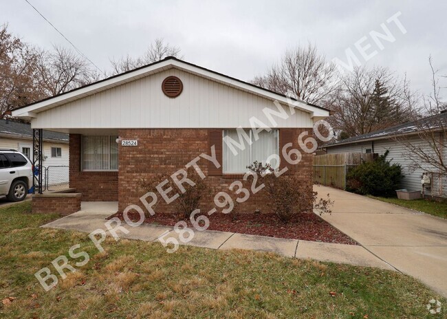 Building Photo - Stylish 3-Bed Ranch in Prime Location – Mo... Rental