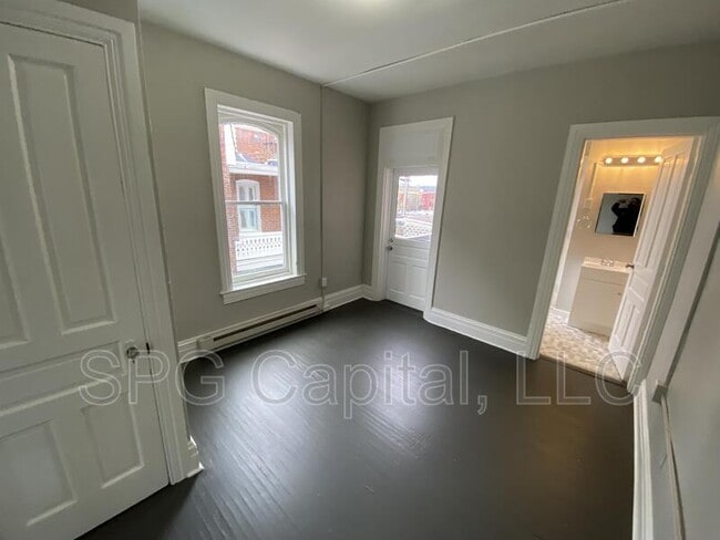 Photo - 336 W Philadelphia St