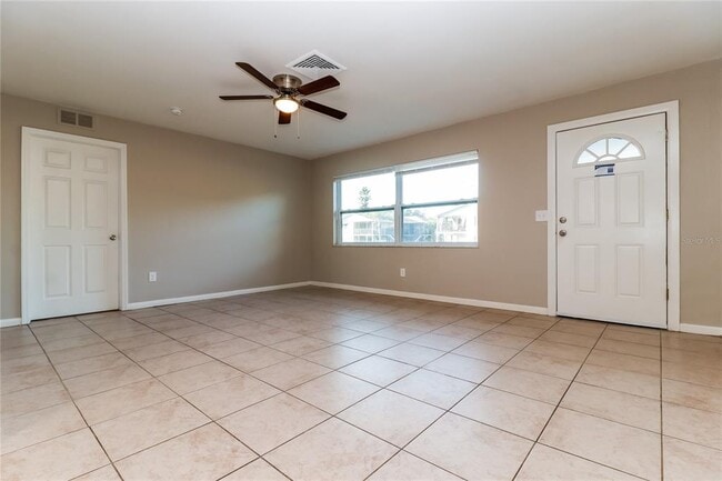 Photo - 1429 Spring Ln