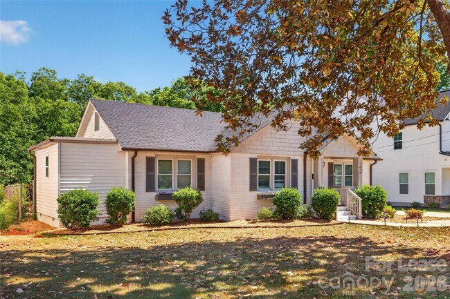 Photo - 1214 N Sharon Amity Rd