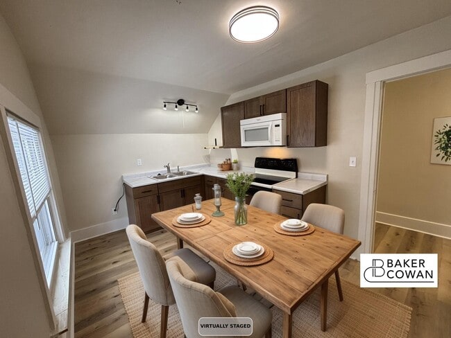 Photo - 428 Ideal St