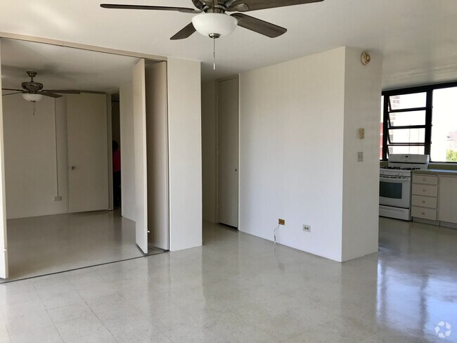 Building Photo - 2/2/1 with Den/3rd Bedroom (Elec, Water, S... Unit 604 Rental