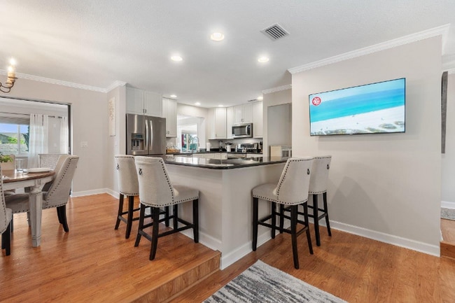 Photo - 49 Christopher Ct