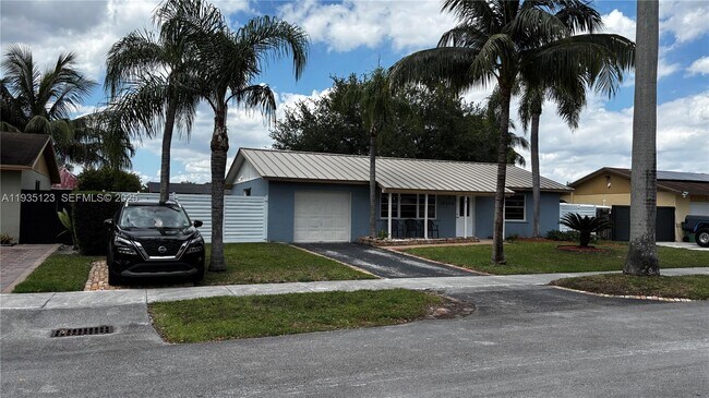 Photo - 14799 SW 71st Ln