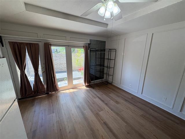 Photo - 900 N Austin St