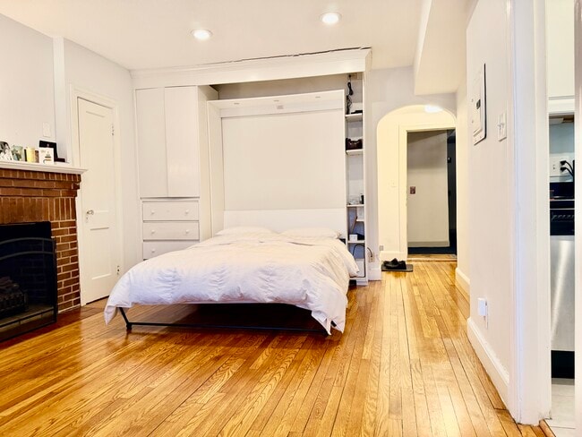 Photo - 354 Beacon St Unit 2