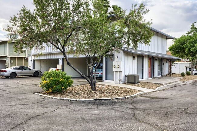 Photo - Cozy 2-Bedroom Apartment with Community Amenities