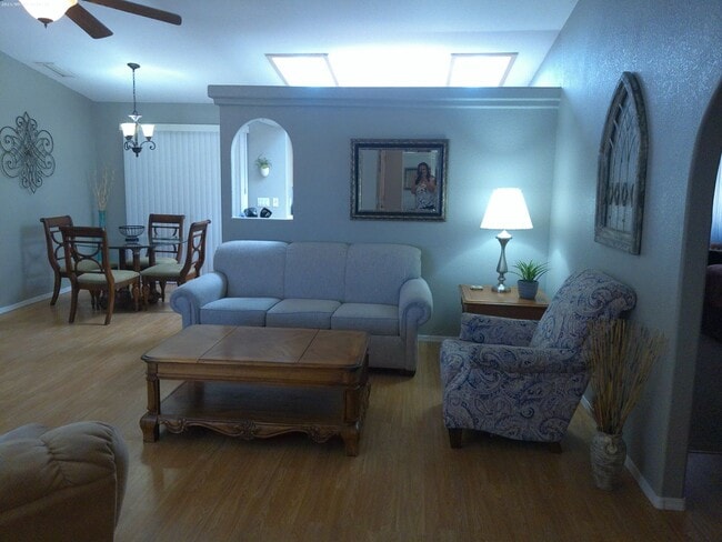 Photo - Fully furnished short term rental less then 6 months great for winter rental