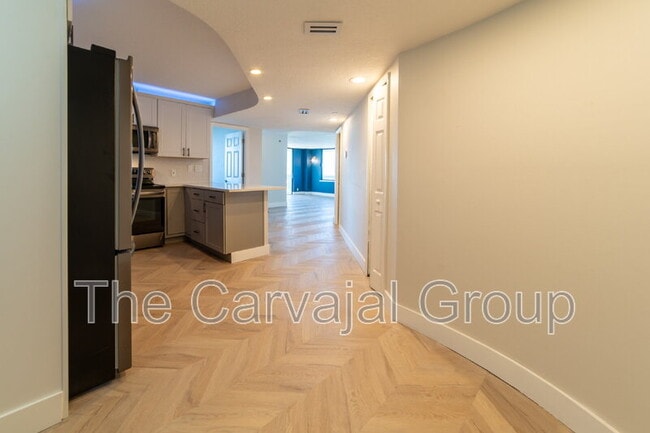 Photo - 400 E Colonial Dr Unidad 1504