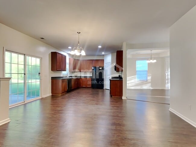 Photo - 3005 Peacher Ct