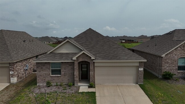 Building Photo - 124 Wyndemere Ln