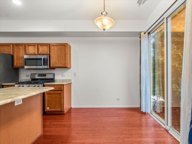 Photo - 3166 Bromley Ln