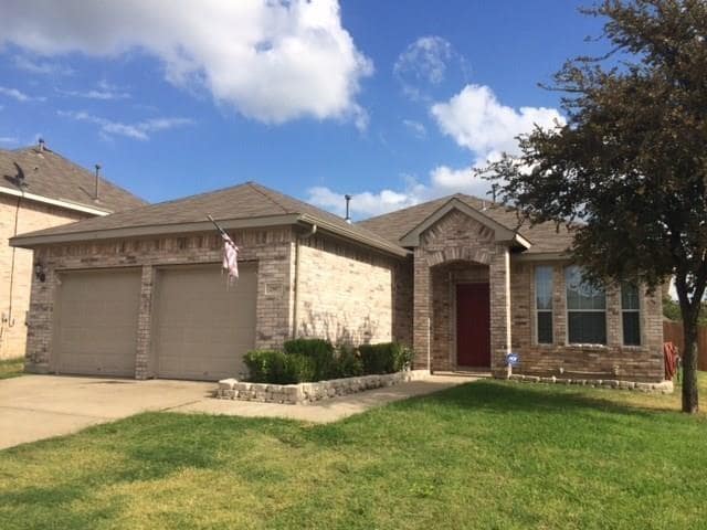 Building Photo - 2807 Oak Crest Dr