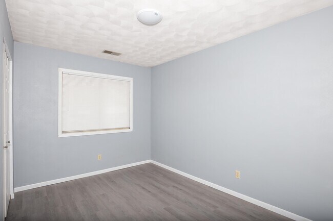 Photo - 3430 Holiday Ct Unit 3